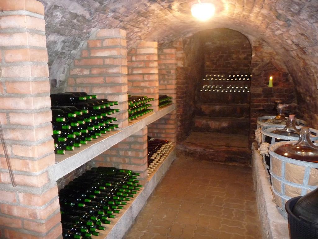 Penzion A Pizzerie Na Zalozne Kobyli ภายนอก รูปภาพ