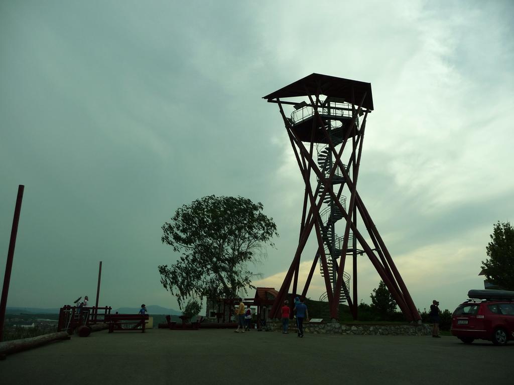 Penzion A Pizzerie Na Zalozne Kobyli ภายนอก รูปภาพ